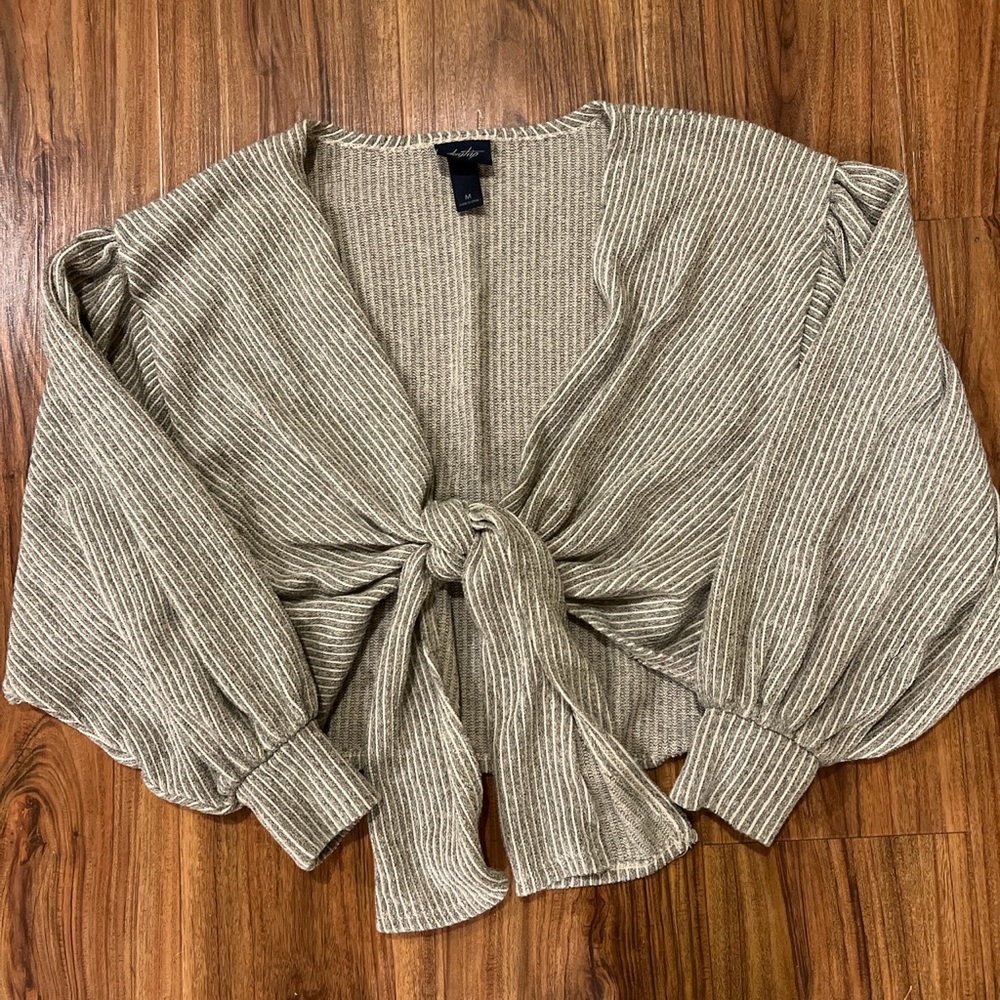 Daytrip Tie Front Top